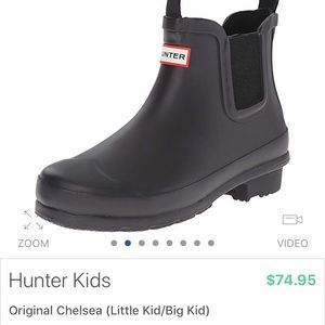 Hunter Chelsea. (Little Kid/Big Kid) Size 5.